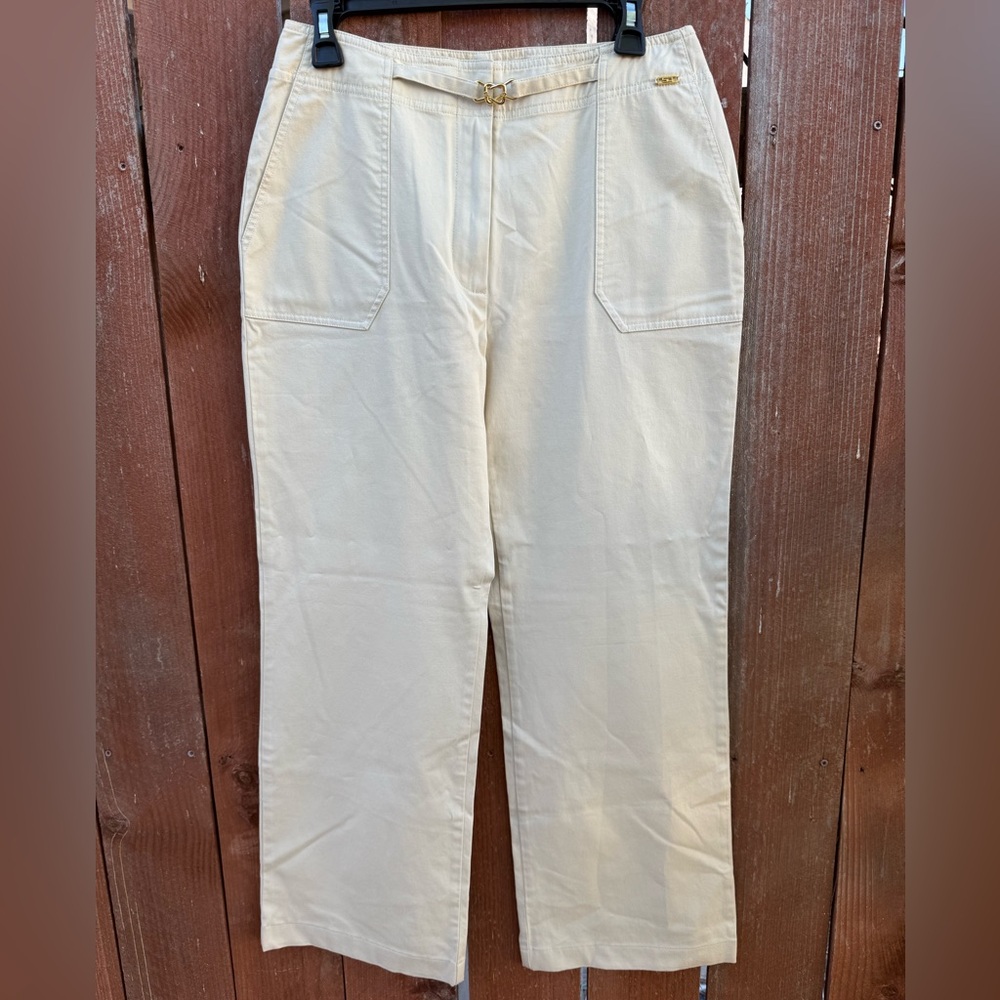 St. John Sport Cream Wide Leg with Gold Hardware Classic Pants Women’s Size 6